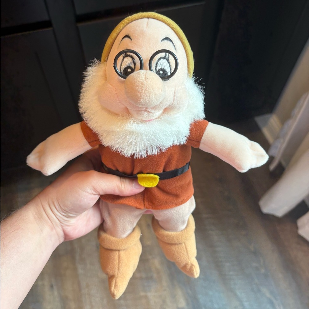 Disney 7 Dwarfs Vintage Doc Plushie NWT